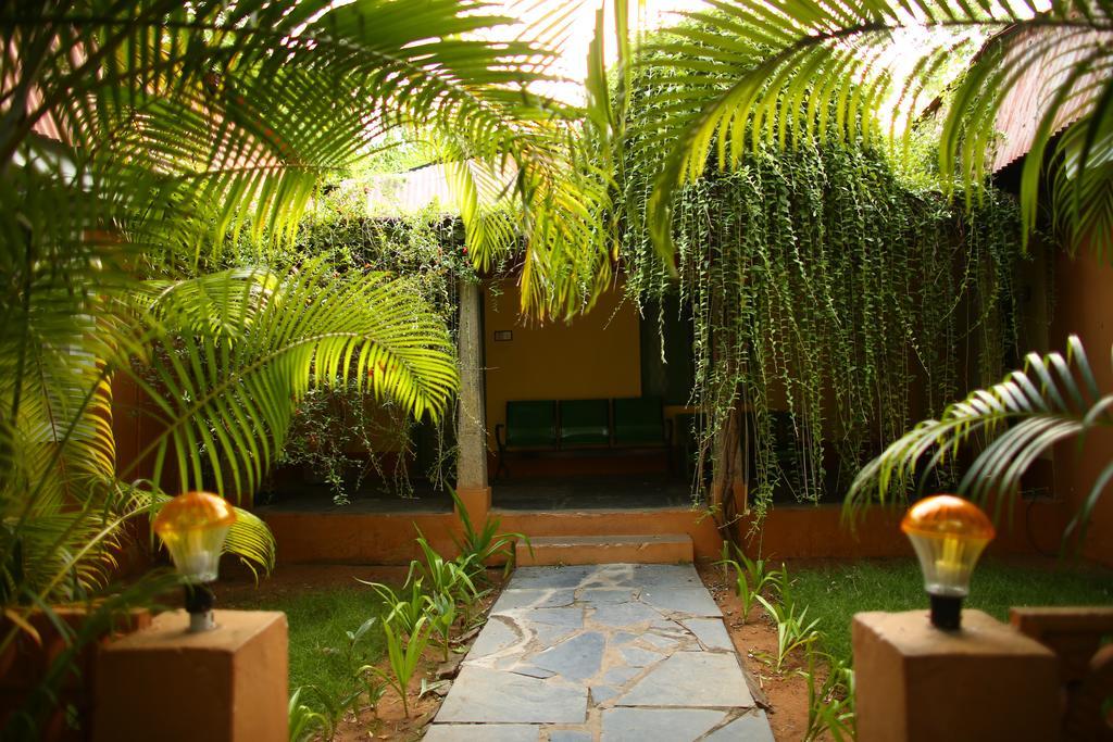 Hotel Indeco Mamallapuram Exterior foto