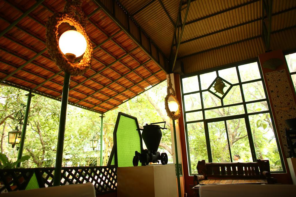 Hotel Indeco Mamallapuram Exterior foto