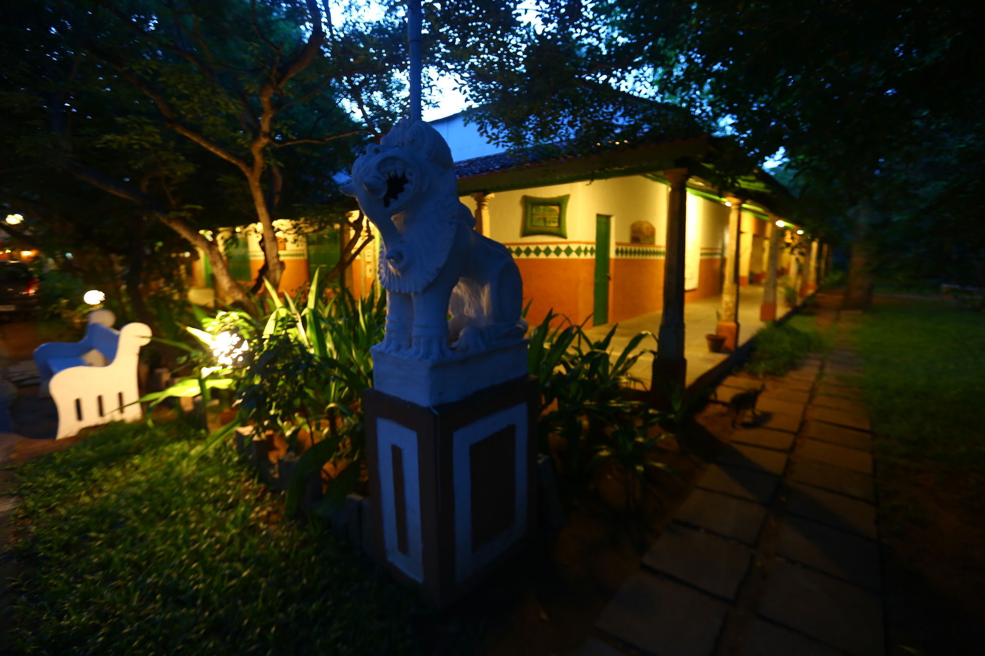 Hotel Indeco Mamallapuram Exterior foto