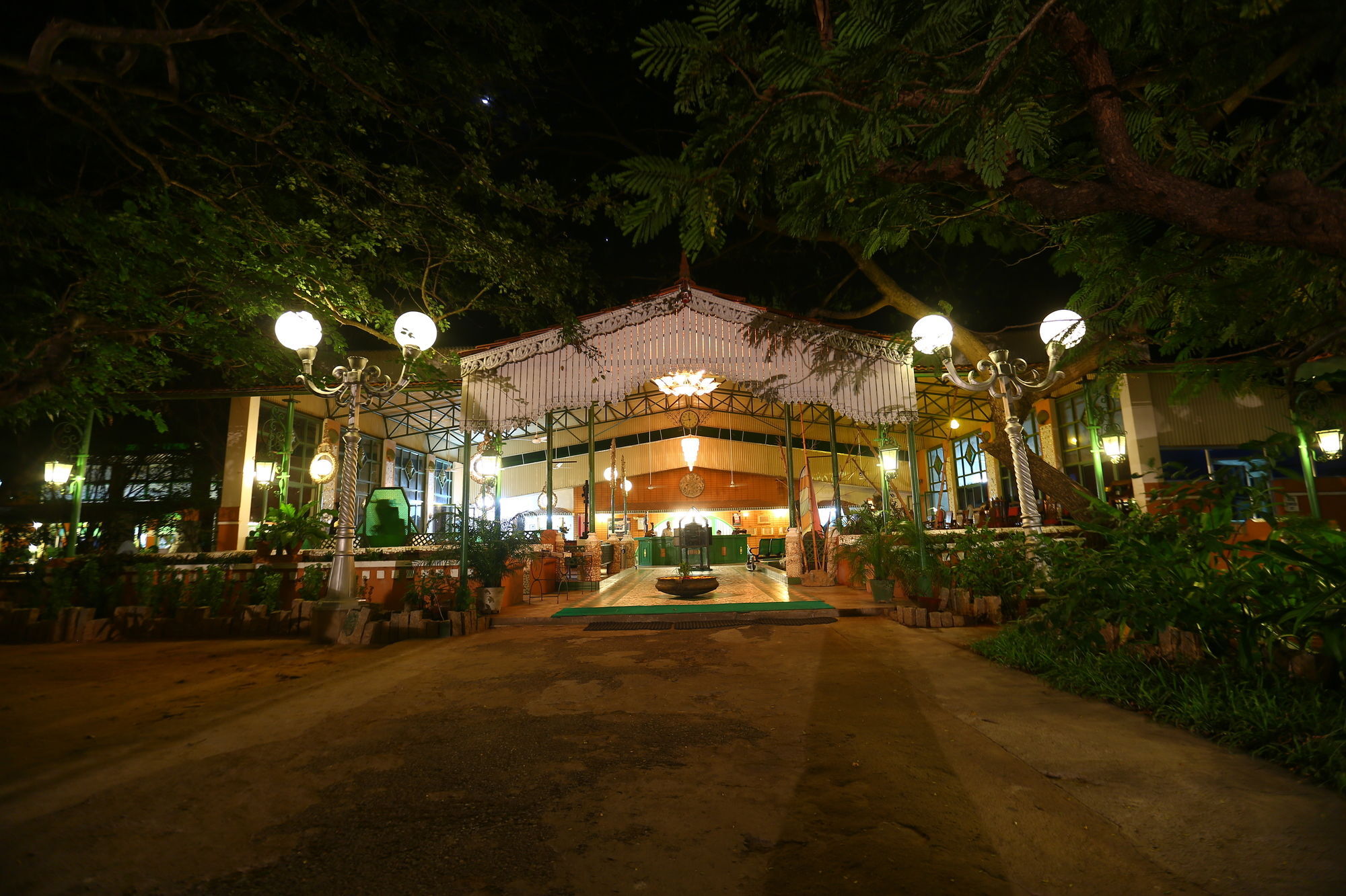 Hotel Indeco Mamallapuram Exterior foto
